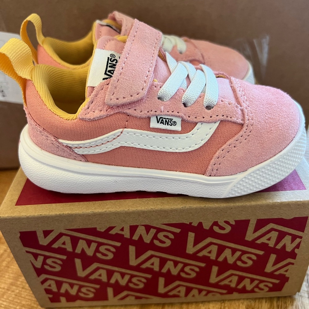 Vans Ultrarange 66 V Discontinued Pink/Yellow Toddler Sneakers - NIB
